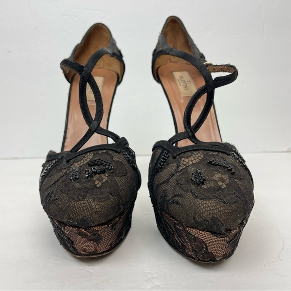 Valentino Garavani Floral Lace Platform T-strap Pump Heels Size 40 EU 9 US - Picture 2 of 11